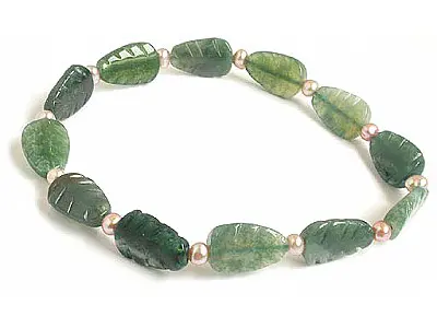 Green Agate and Pearl Bracelet