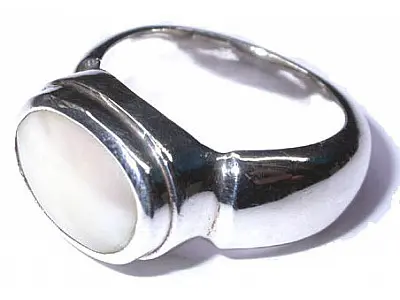Shell Opal Silver Ring
