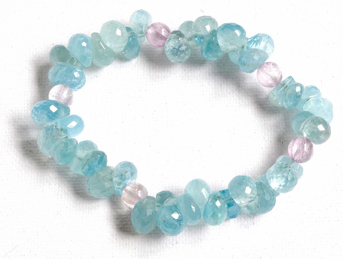 Genuine Aquamarine AAA faceted briolette with Kunzite bracelet