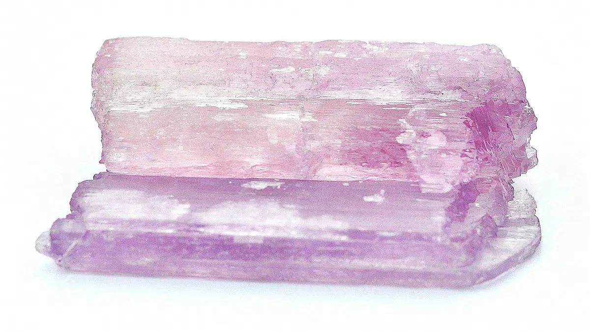 Beautiful Lilac kunzite Rock