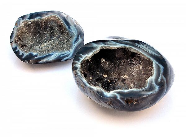 Black lace Agate Geode
