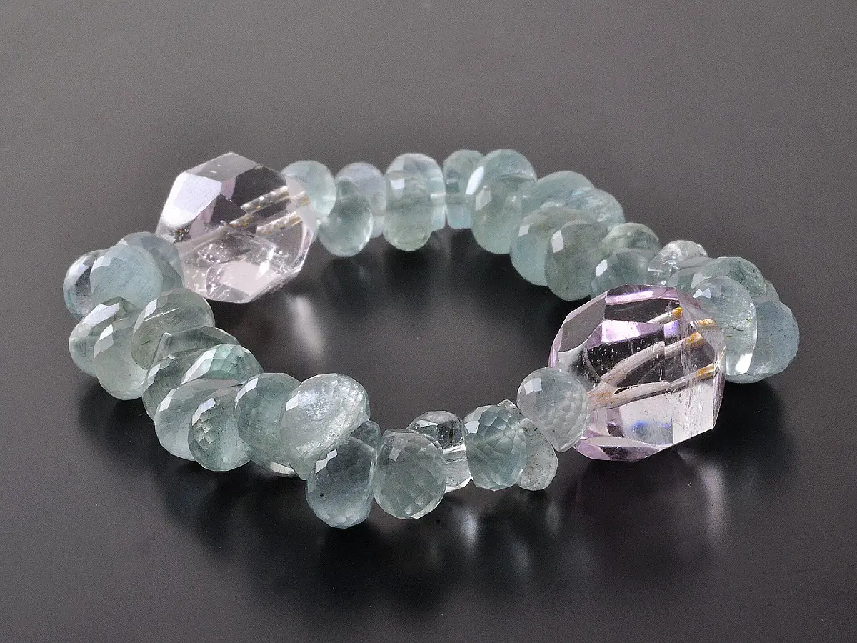 Genuine Aquamarine AAA faceted briolette with Kunzite bracelet