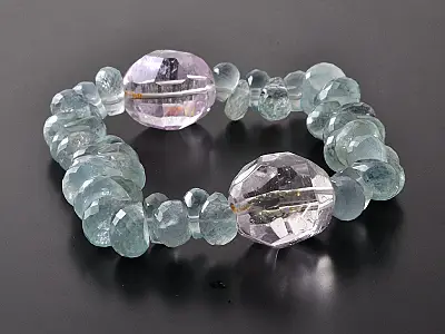 Genuine Aquamarine AAA faceted briolette with Kunzite bracelet