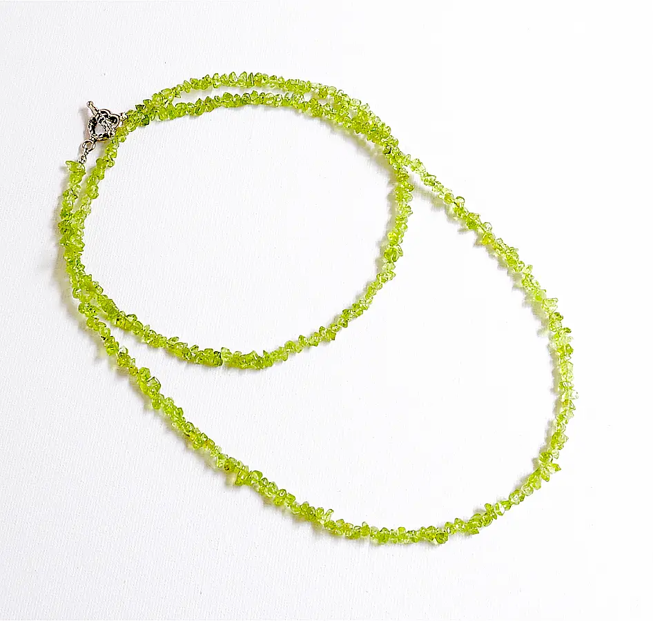 Irregular gravel Peridot Necklace