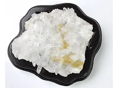 白水晶晶簇